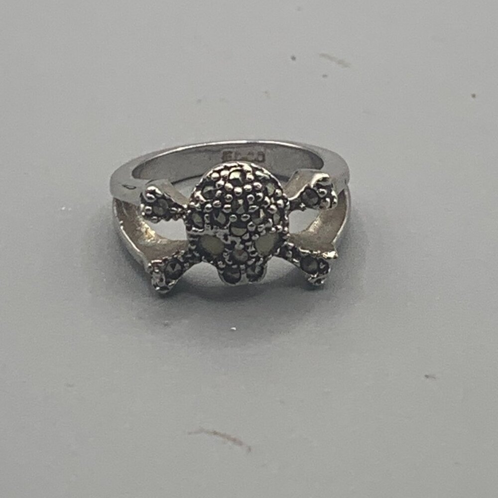 Edco Skull Crossbone Silver Tone Ring